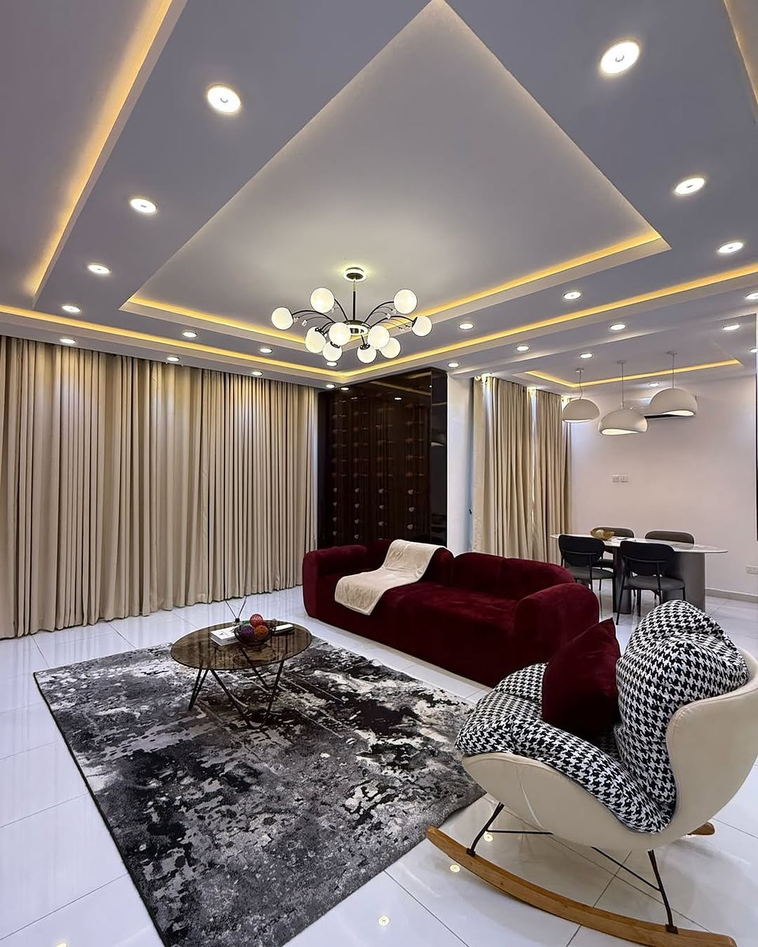 Siri 2 Bedroom Apartment with SWIMMING POOL, GYM and PS5 in Ikoyi